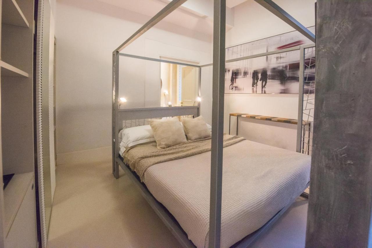 ローマ ピアッツァ ディ スパーニャ 9 Bed & Breakfast エクステリア 写真